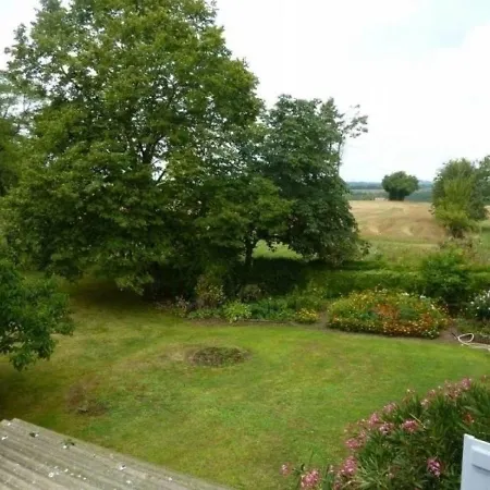 House Location Lagraulet-du-gers, 4 Pieces, 6 Personnes * Lagraulet-du-Gers